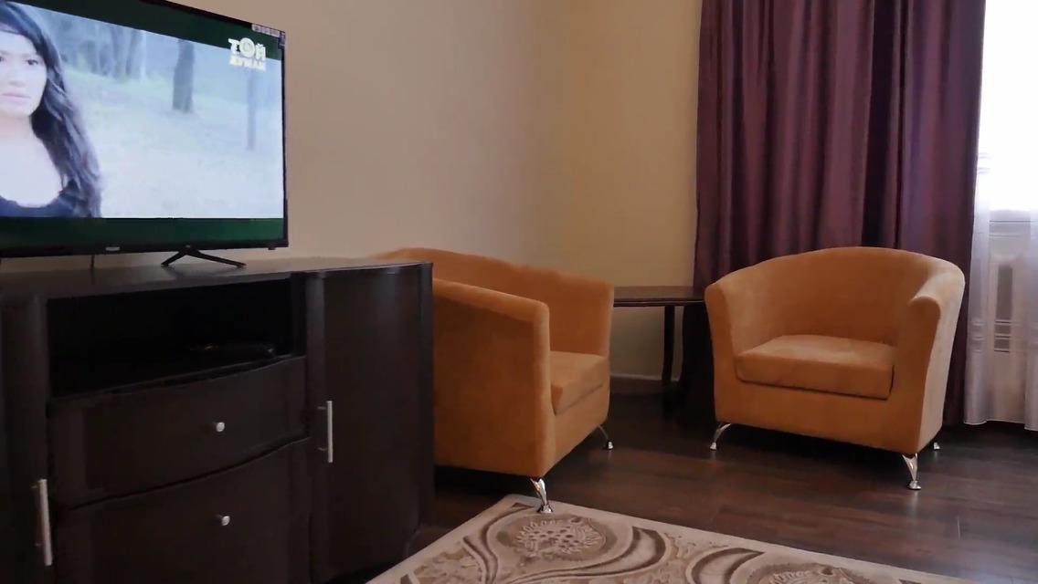 Saltanat Hotel Taldikorgan Kültér fotó